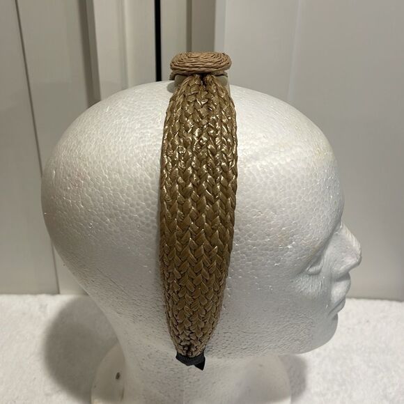 Brand New!! Woven headband with rectangle pendant - Picture 2 of 3